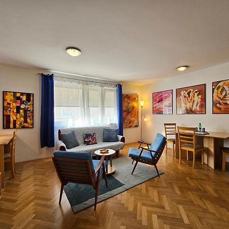 Apartment Irena Tour As Λιουμπλιάνα Εξωτερικό φωτογραφία