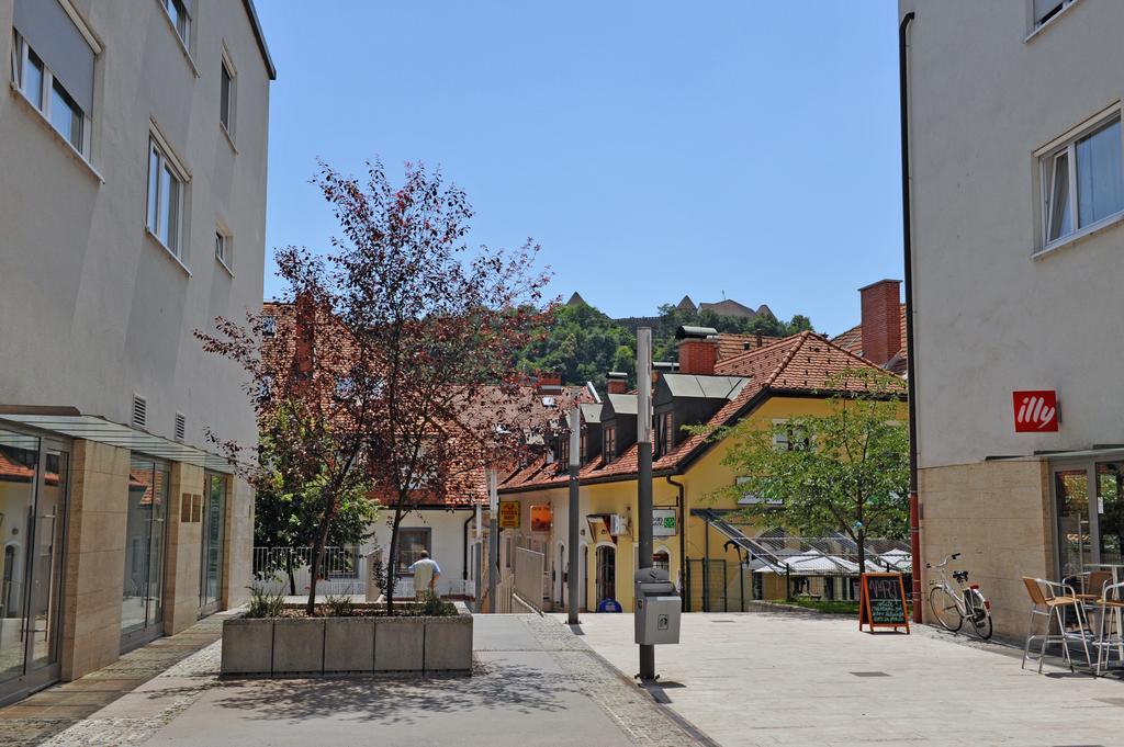 Apartment Irena Tour As Λιουμπλιάνα Εξωτερικό φωτογραφία